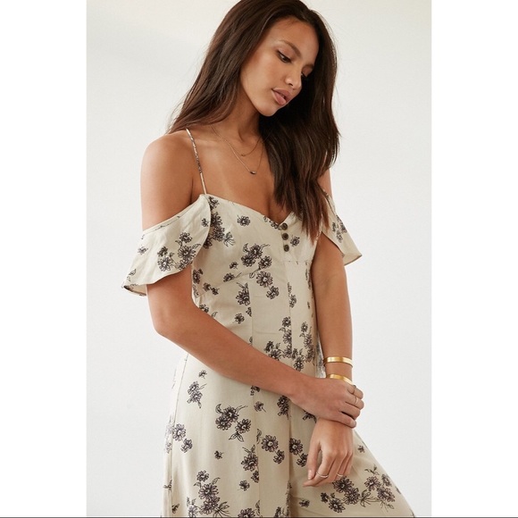 NEW UO Kimchi Blue Flutterbye Jumpsuit - Picture 2 of 4